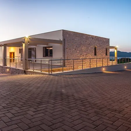Prigipessa Agia Marina (Crete)